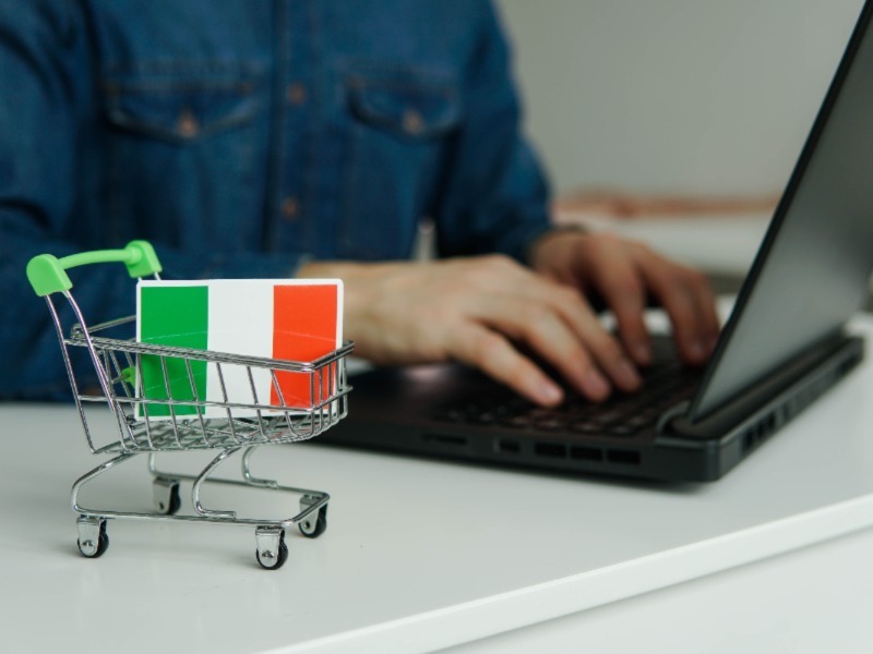 Technoretail - In Italia 7 e-commerce su 10 sono piattaforme 