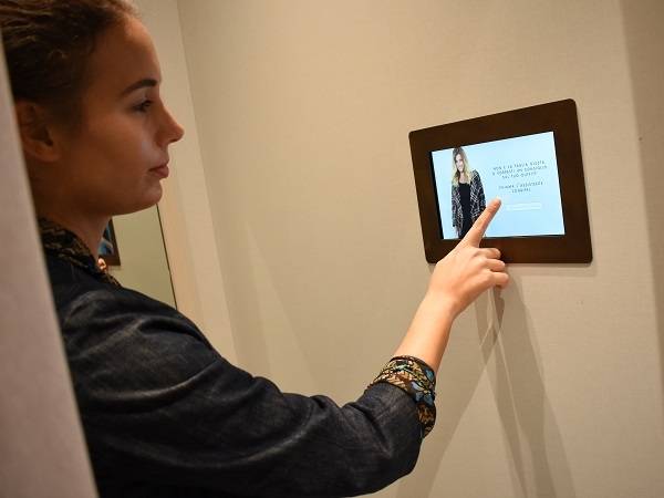Technoretail - Il nuovo concept store di Conbipel tra shopping experience e tecnologia 