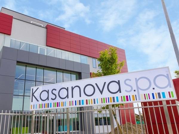 Technoretail - Via WhatsApp, predisposto da Kasanova un tour virtuale tra gli scaffali dello store 