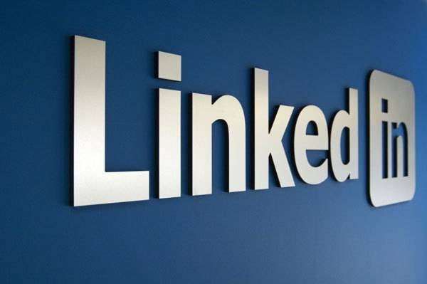 Technoretail - Microsoft acquisisce il network Linkedin 