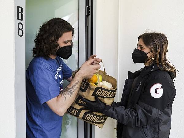 Technoretail - Anche a Roma, è operativa Gorillas, l’App che consegna la spesa in 10 minuti 
