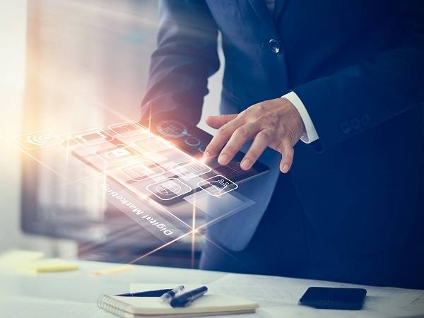 Technoretail - Per Bain & Company e Medallia, il ricorso alla tecnologia favorirà la ripresa del luxury 