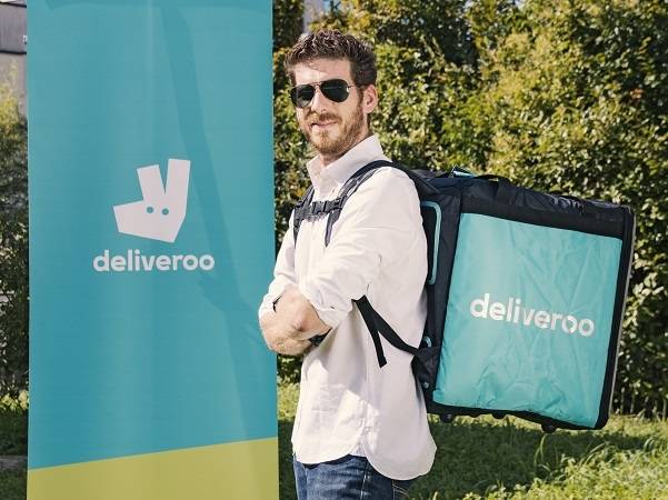 Technoretail - Il servizio on line di Deliveroo continua a crescere e approda a Parma, Modena e Pavia 