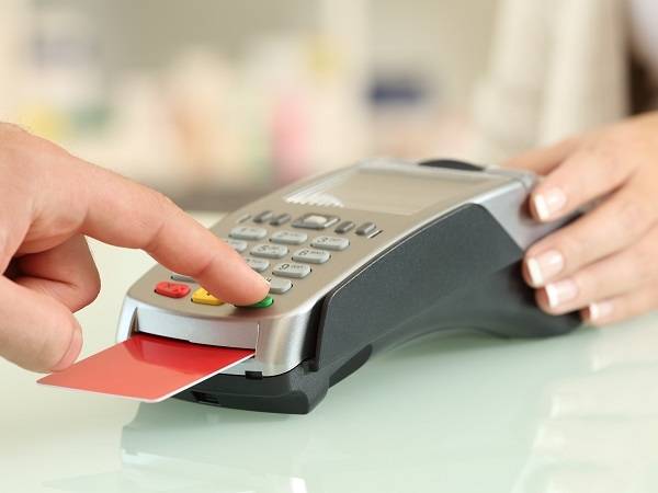 Technoretail - Sempre meno contanti alle casse: in Italia, crescono i pagamenti digitali 