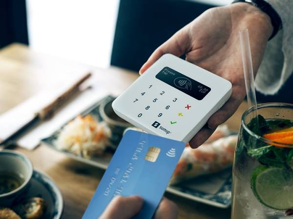 Technoretail - La FinTech SumUp trasforma Ripe San Ginesio (MC) in un borgo cashless 
