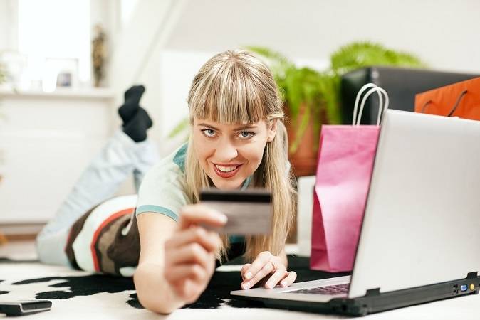 Technoretail - Net-Retail: CD Group apre l’eShop di cosmesi Delinda 