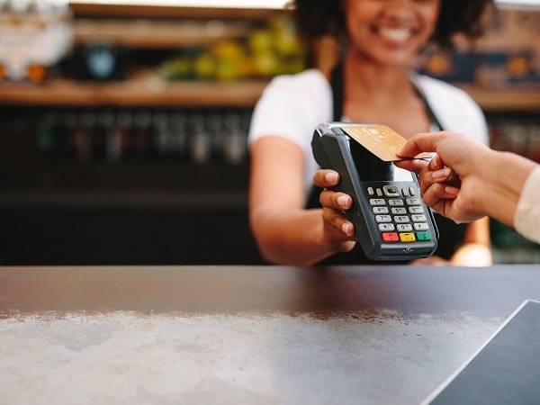 Technoretail - Ancora novità per il Cashback di Stato: si potrà pagare anche con le tessere delle insegne retail 