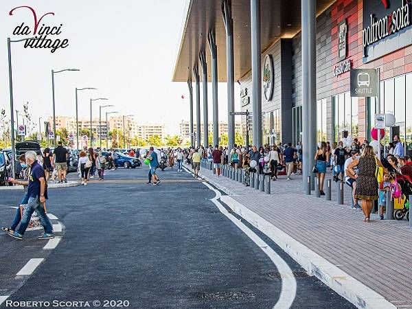 Technoretail - Progettato da Design International, inaugurato il Da Vinci Village di Fiumicino (RM) 