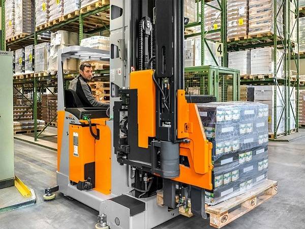 Technoretail - Lanciato da STILL il commissionatore trilaterale NXV 