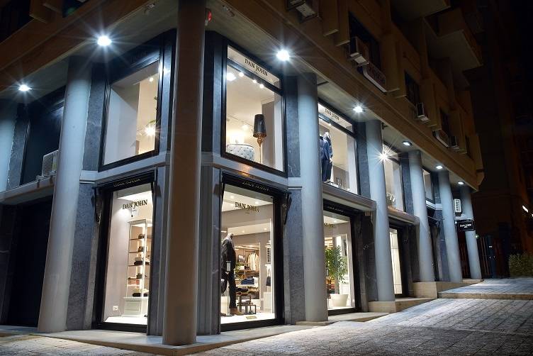 Technoretail - Dan John punta sulla shopping experience grazie a QR Code e realtà aumentata 