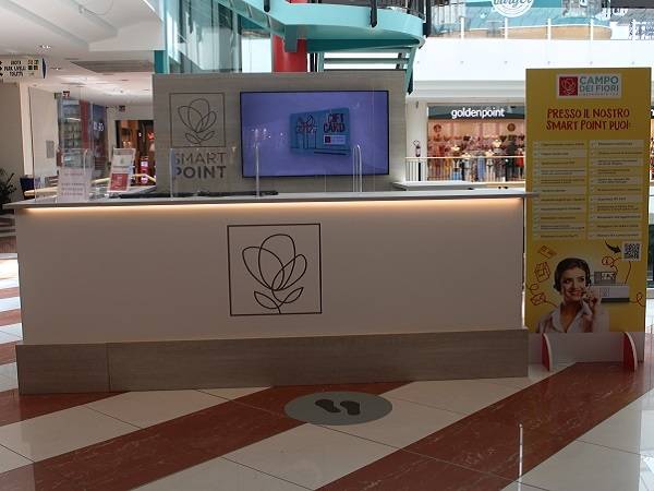Technoretail - Al centro commerciale Campo dei Fiori di Gavirate (VA), installato da CBRE lo Smartpoint 