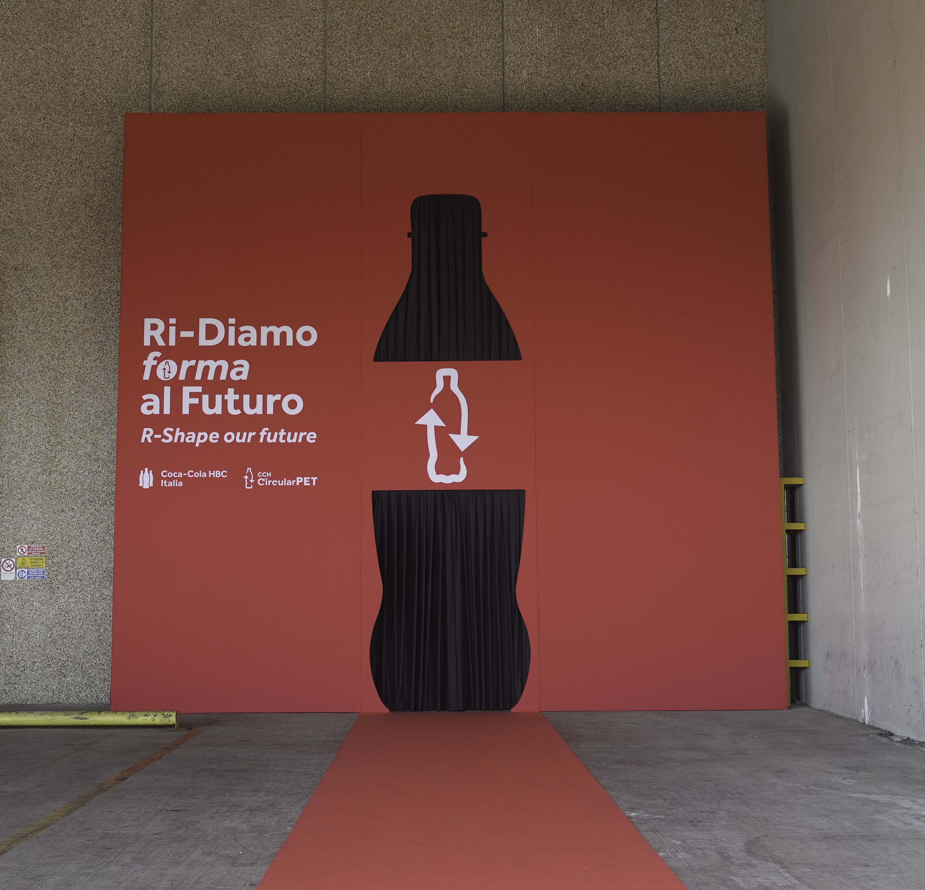 Technoretail - Coca-Cola HBC inaugura un nuovo sito per la produzione di plastica riciclata 