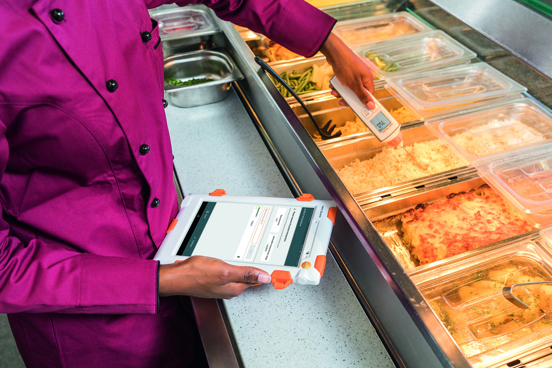 Technoretail - I vantaggi di un sistema digitale per la sicurezza alimentare per catene di ristorazione e di supermercati 