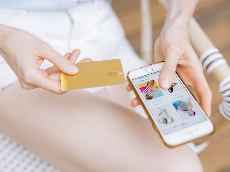 Technoretail - I consumatori preferiscono le app mobili per lo shopping online 