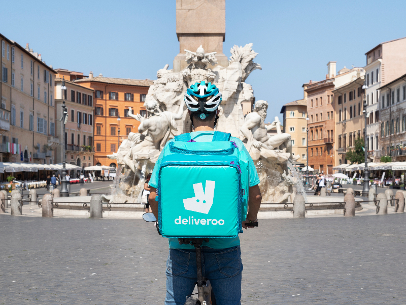 Technoretail - La Surprise Bag di Deliveroo e Too Good To Go contro lo spreco di cibo 