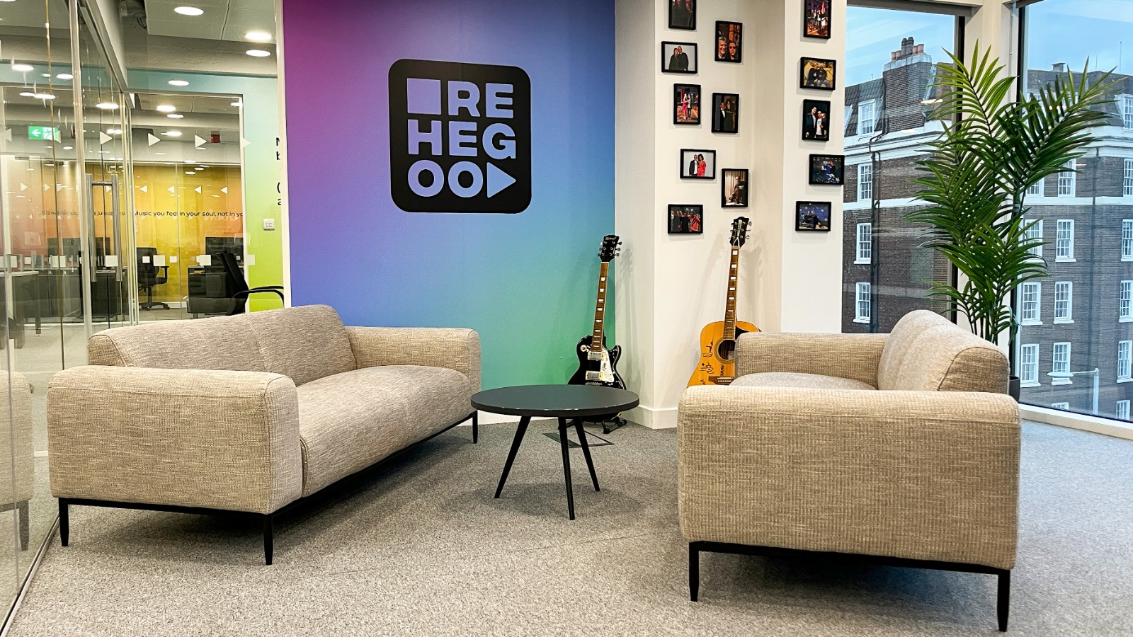 Technoretail - La musica giusta per ogni attività commerciale 