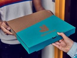 Technoretail - Il servizio Marketplace+ di Deliveroo compie 3 anni e vede quasi raddoppiati i ristoranti aderenti 
