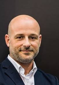 Technoretail - Punto Vendita 4.0: ecco come cambiano le attrezzature per lo store 