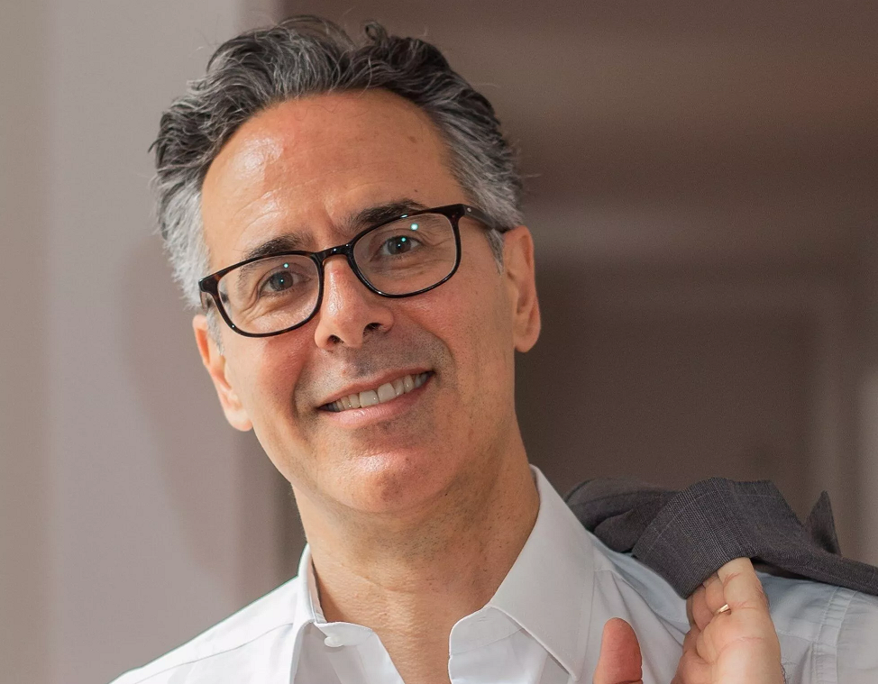 Technoretail - Le truffe via SMS aumentano la sfiducia dei consumatori  