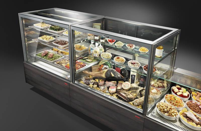 Technoretail - Semplicità e versatilità instore con le nuove linee vetrina London 4 e Arles di Arneg 