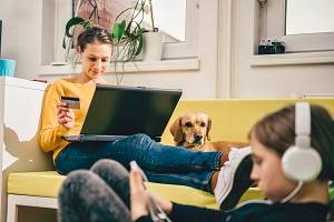 Technoretail - Osservatorio Findomestic: a causa della pandemia, lo store on line supera quello fisico 