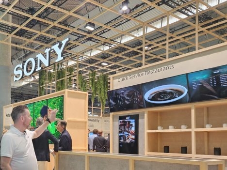 Technoretail - Sony aumenta le capacità di integrazione dei display pro con Telelogos 