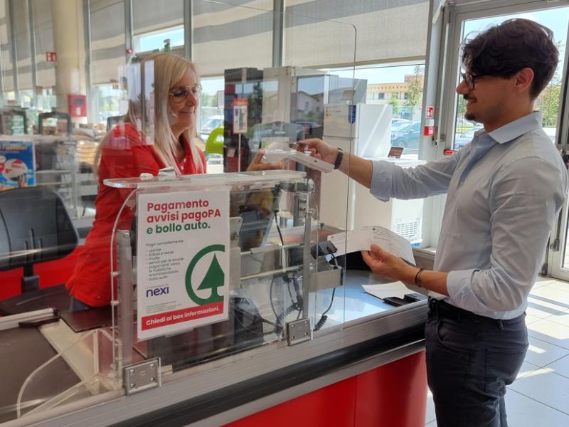 Technoretail - SHOPPING EXPERIENCE 