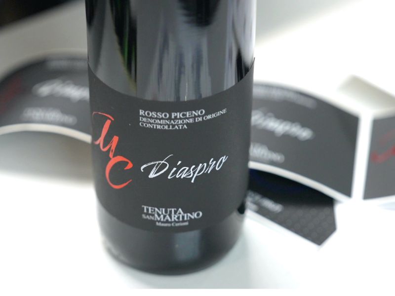 Technoretail - Ilari Arti Grafiche sceglie Epson per etichette di vino di qualità 