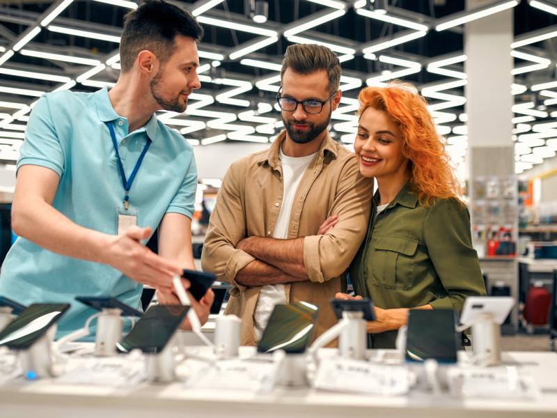 Technoretail - SHOPPING EXPERIENCE 