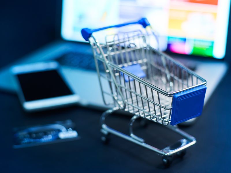 Technoretail - E-commerce: fedeltà a rischio con consumatori sempre più esigenti 