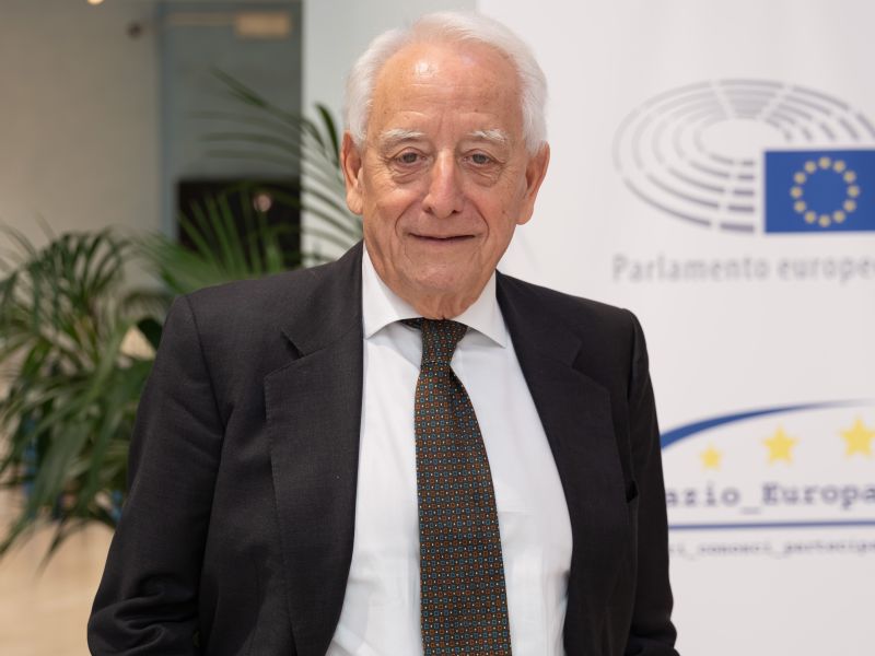 Technoretail - Tassa pacchi extra-UE: Netcomm chiede coordinamento con norme europee 