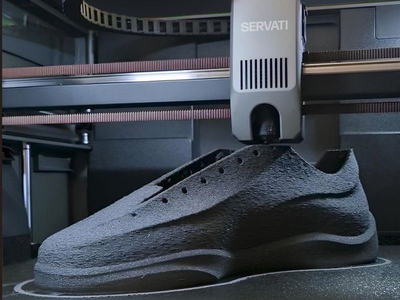 Technoretail - Servati: sneakers riciclabili prodotte con la stampante 3D in 8 ore 