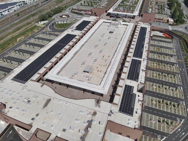 Technoretail - Helexia porta Torino Outlet Village verso il retail energetico smart 
