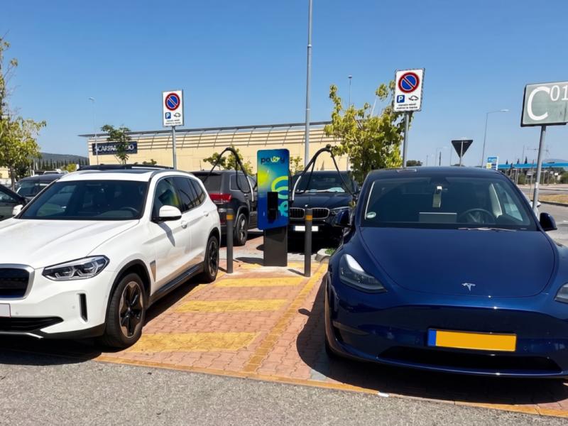 Powy e Igd Siiq: nuove stazioni di ricarica nei centri commerciali