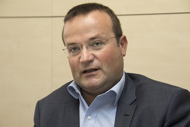 Technoretail - MRW trasforma i servizi di consegna espressi con le tecnologie del cloud ibrido 