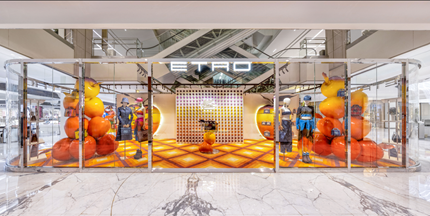 Technoretail - Le soluzioni Oracle mobile POS danno ai clienti di Etro un'esperienza in-store di alto livello 