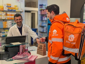 Technoretail - Nital porta in Italia Carepet: tecnologia e benessere per cani e gatti 